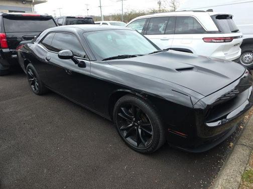 Pitch Black Clearcoat 2018 Dodge Challenger R/T