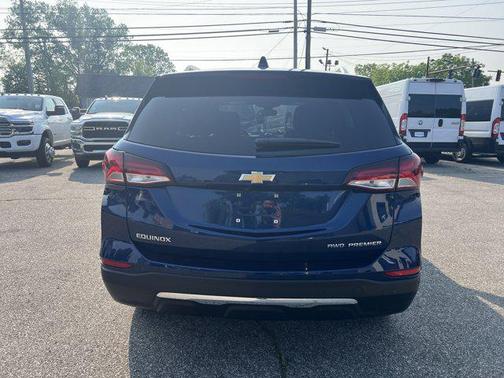 2022 Chevrolet Equinox Premier w/1LZ