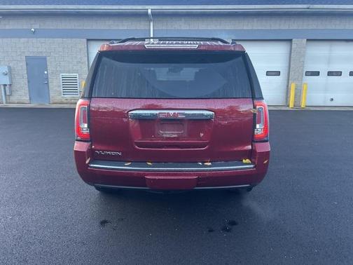 2016 GMC Yukon Denali