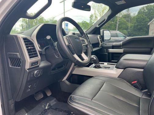 Oxford White 2018 Ford F-150 XL