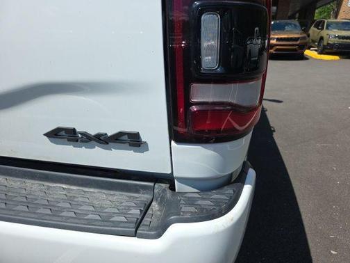 Bright White Clearcoat 2024 RAM 2500 Laramie Crew Cab 4x4 6'4' Box