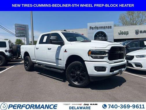 Bright White Clearcoat 2024 RAM 2500 Laramie Crew Cab 4x4 6'4' Box