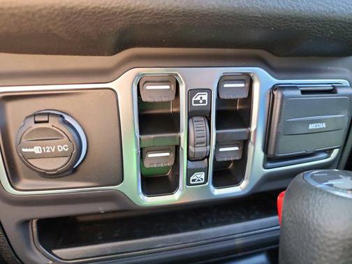 2025 Jeep Wrangler 4xe Sport S