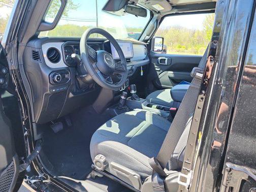 2025 Jeep Wrangler 4xe Sport S
