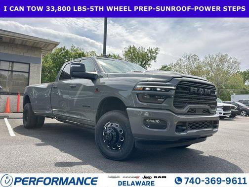 Ceramic Gray Clearcoat 2026 RAM 3500 Laramie Crew Cab 4x4 8' Box