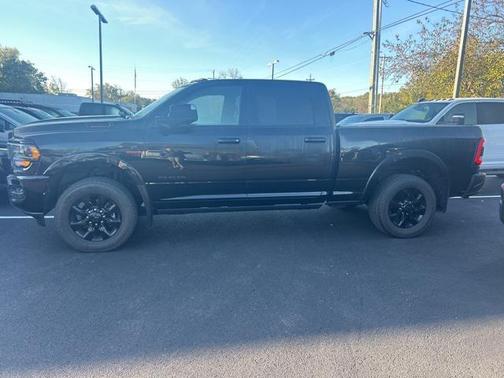 2020 RAM 2500 Limited Crew Cab 4X4 6'4' Box
