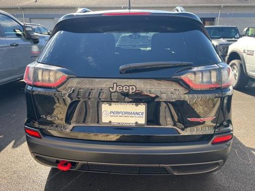 2022 Jeep Cherokee Trailhawk