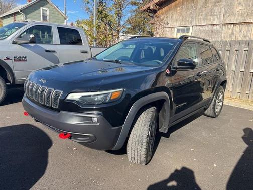 2022 Jeep Cherokee Trailhawk