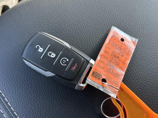 2026 RAM 2500 Big Horn Crew Cab 4x4 6'4' Box