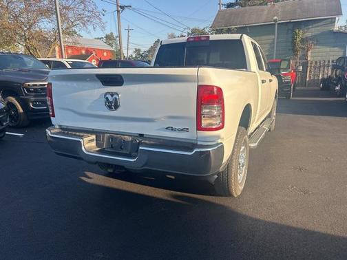 2024 RAM 2500 Tradesman Crew Cab 4x4 6'4' Box