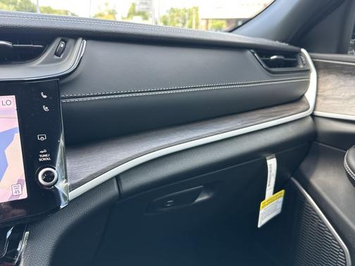 Sting-Gray Clearcoat 2027 Jeep Grand Cherokee Limited