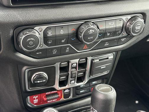 2026 Jeep Gladiator Willys