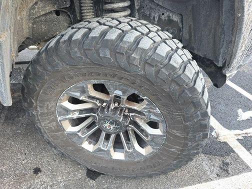 2022 RAM 3500 Laramie Crew Cab 4x4 6'4' Box