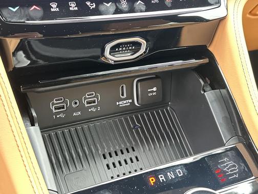 Diamond Black Crystal Pearlcoat 2026 Jeep Grand Cherokee Summit