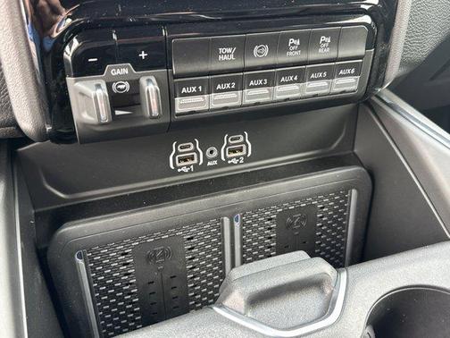 2025 RAM 3500 Laramie