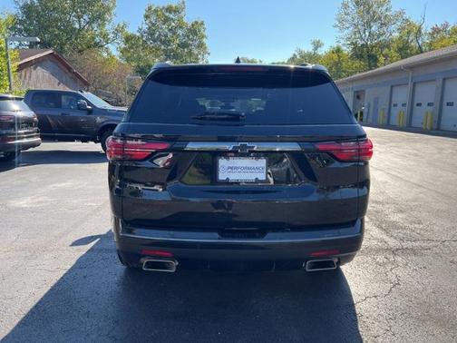2023 Chevrolet Traverse Premier