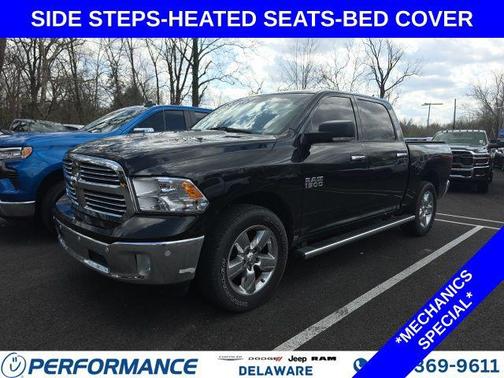 Brilliant Black Crystal Pearlcoat 2017 RAM 1500 Big Horn