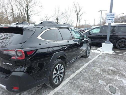 2024 Subaru Outback Touring XT