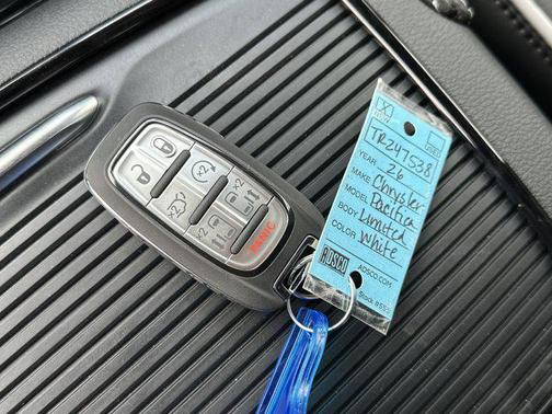 2026 Chrysler Pacifica Limited