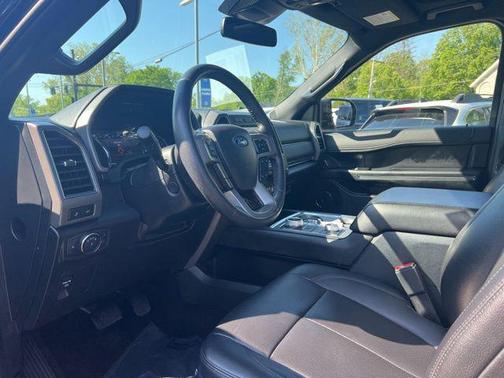 Agate Black Metallic 2021 Ford Expedition XLT