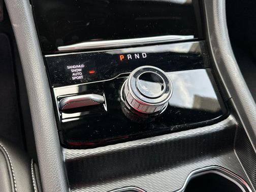 2026 Jeep Grand Cherokee Altitude