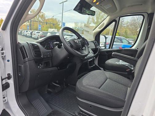 2026 RAM ProMaster 1500 Low Roof