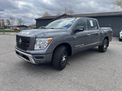 2020 Nissan Titan SV