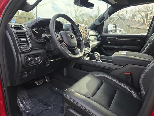 Molten Red Pearlcoat 2026 RAM 1500 RHO Crew Cab 4x4 5'7' Box