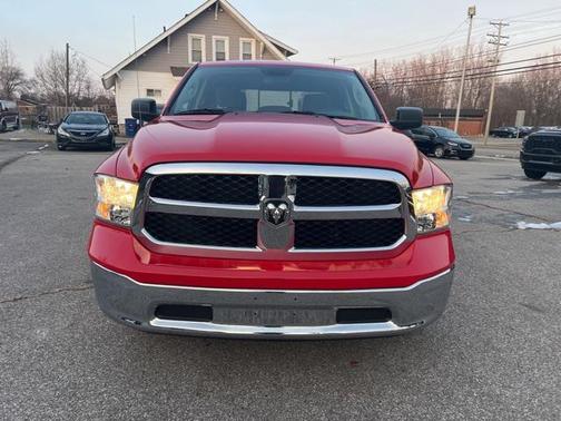 2019 RAM 1500 SLT