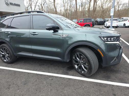 2022 Kia Sorento SX