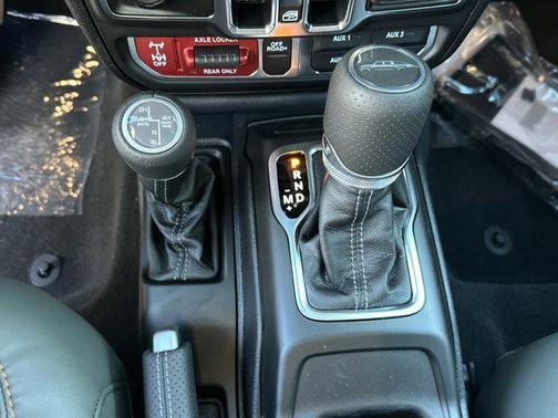 2026 Jeep Gladiator Mojave X