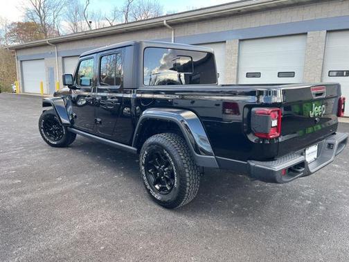 2022 Jeep Gladiator Willys 4x4