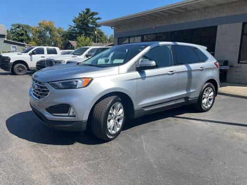 2023 Ford Edge Titanium