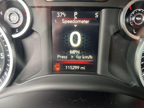 2022 RAM 2500 Tradesman Crew Cab 4x4 8' Box