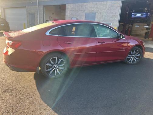 2017 Chevrolet Malibu 1LT