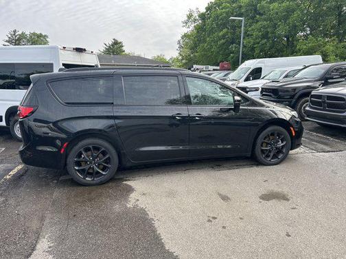 2021 Chrysler Pacifica Limited