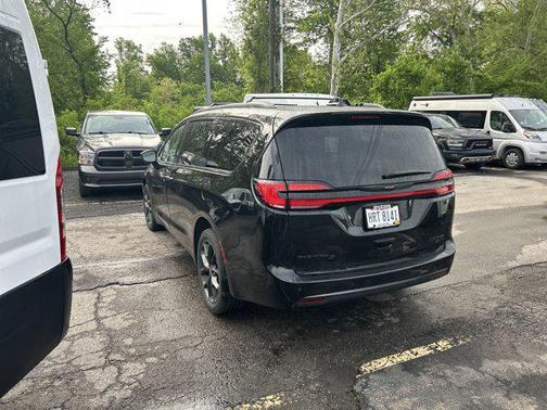 2021 Chrysler Pacifica Limited