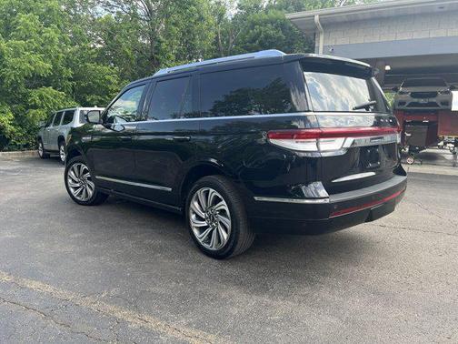 2022 Lincoln Navigator Reserve