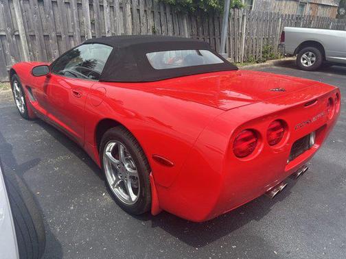 2001 Chevrolet Corvette Base