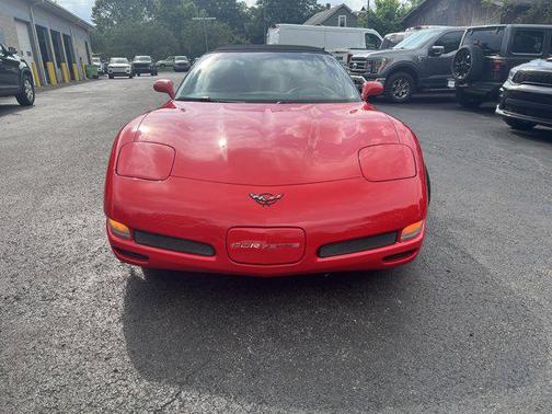 2001 Chevrolet Corvette Base