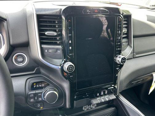 Granite Crystal Metallic Clearcoat 2026 RAM 1500 Big Horn/Lone Star