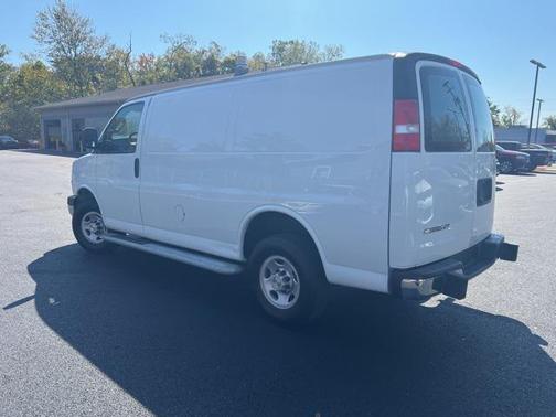 2023 Chevrolet Express 2500 RWD 2500 Regular Wheelbase WT