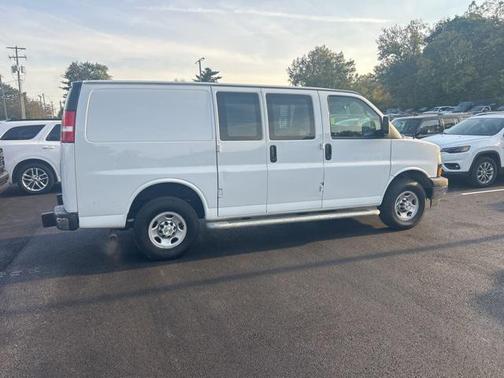 2023 Chevrolet Express 2500 RWD 2500 Regular Wheelbase WT
