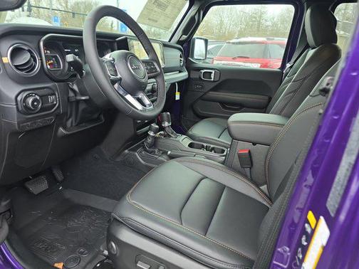 2026 Jeep Wrangler 4-Door Sahara 4x4