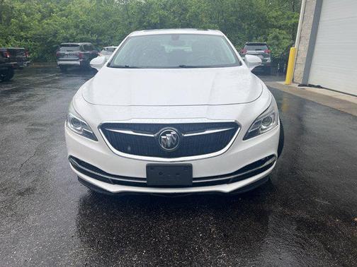 2017 Buick LaCrosse Essence