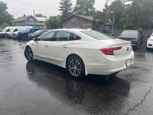 2017 Buick LaCrosse Essence
