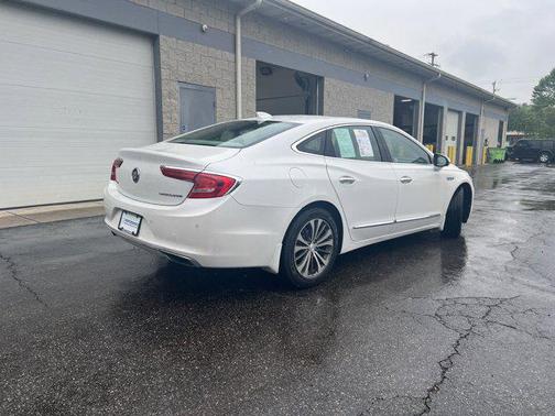 2017 Buick LaCrosse Essence