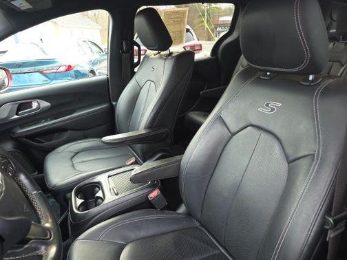 2018 Chrysler Pacifica Touring-L Plus