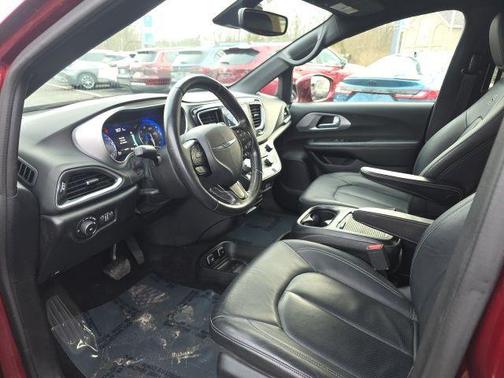 2018 Chrysler Pacifica Touring-L Plus