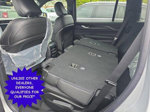 2025 Jeep Grand Cherokee L Altitude
